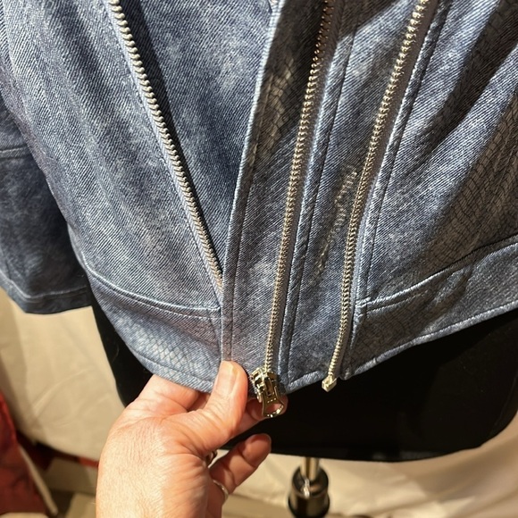 Medium blue double breasted zipper leather jacket snakeskin pattern nwt dressy - Picture 12 of 15